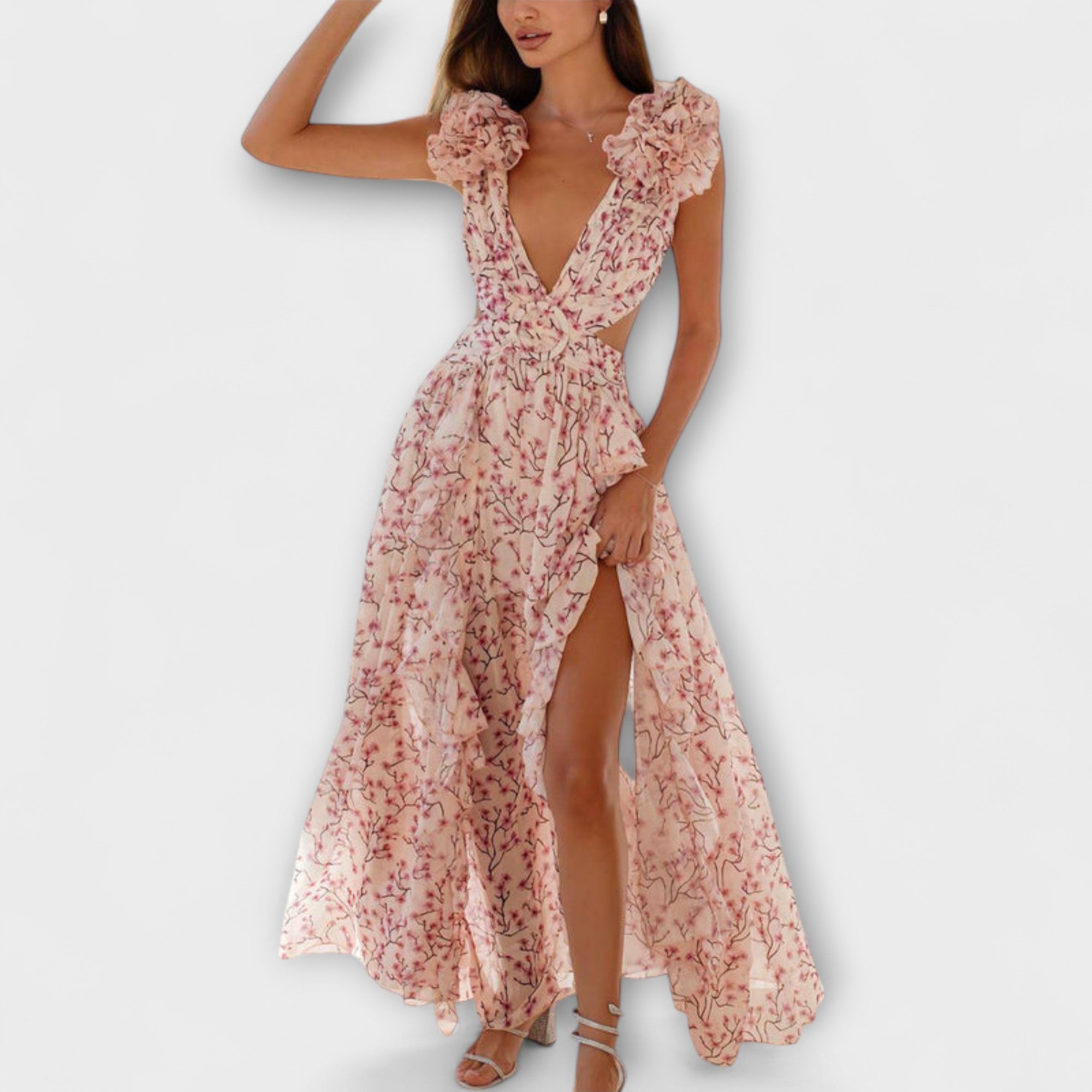 Elin - Robe Maxi avec ourlet à volants et détails découpés