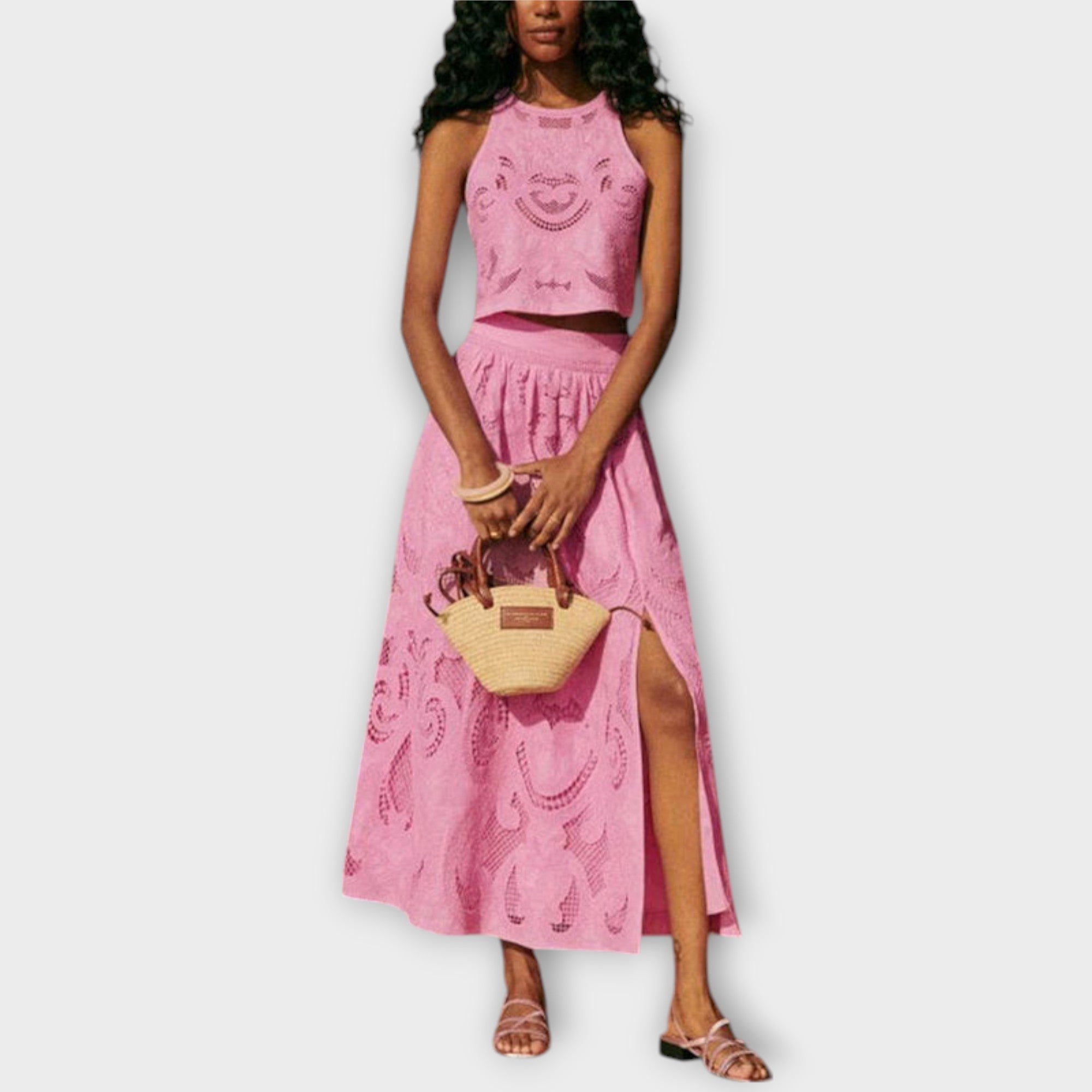 Milla - Atemberaubendes Spitzen-Set mit Ausschnitten