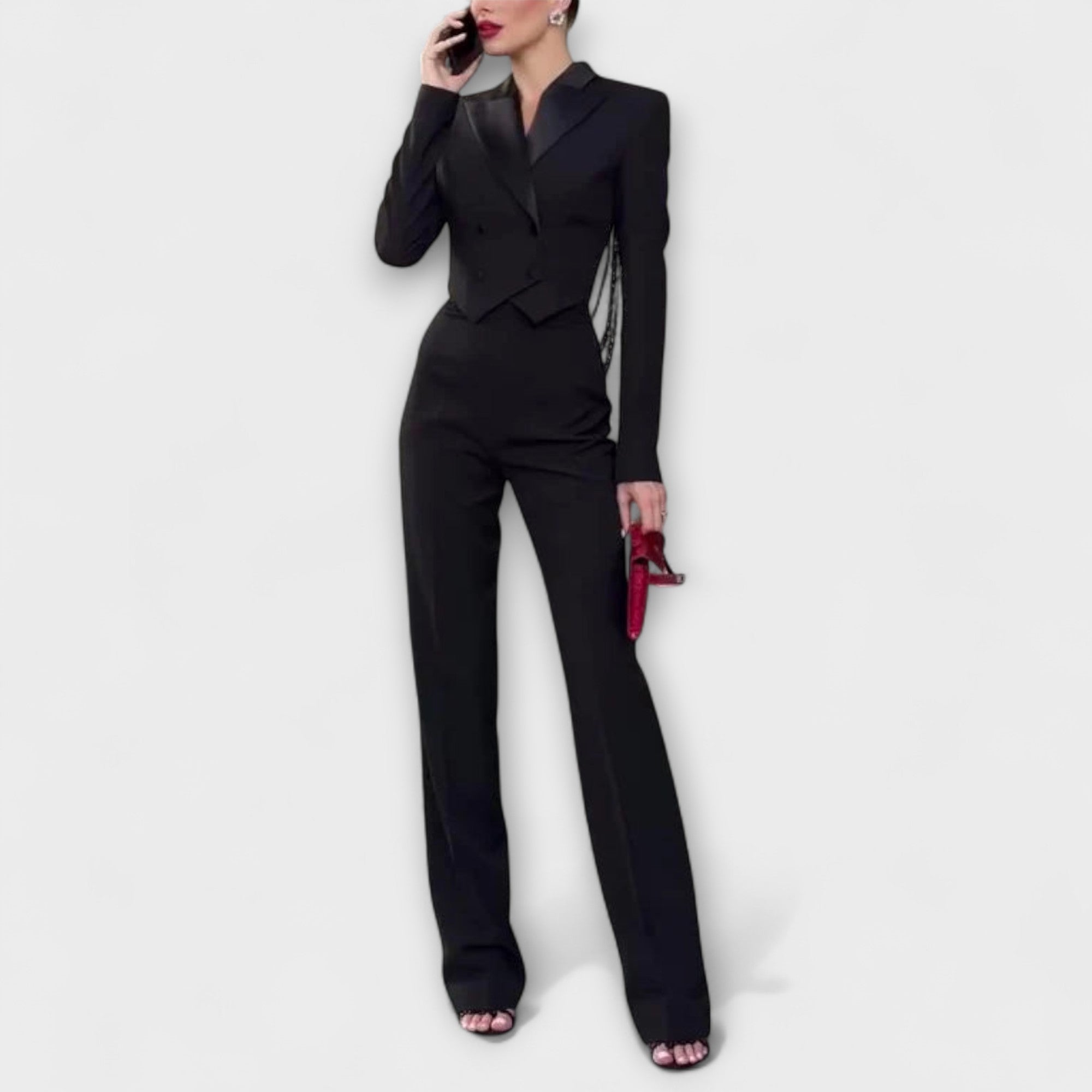 Noa - Ensemble blazer court dos nu orné de perles noires